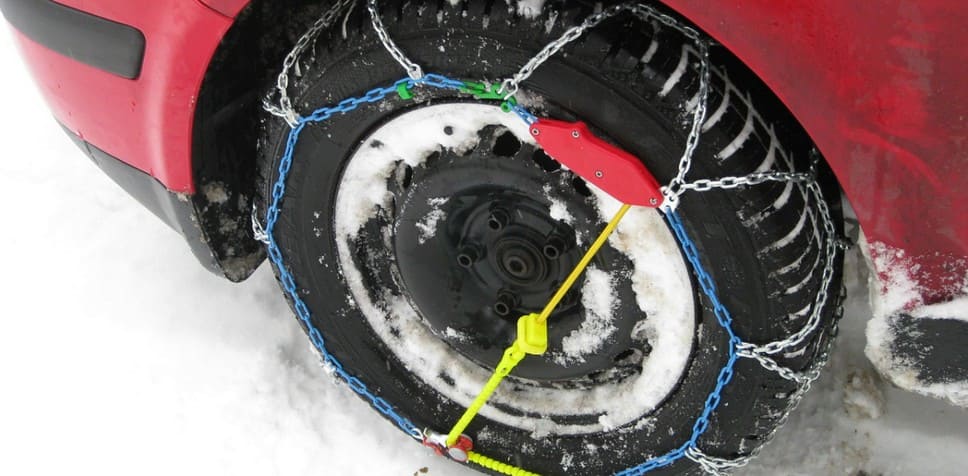 Как ездить по снегу и льду, если шипы будет нельзя эксплуатировать